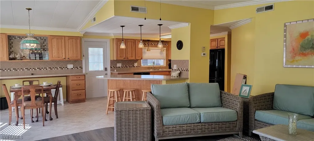 4700 Tahiti Drive Bonita Springs FL 34134