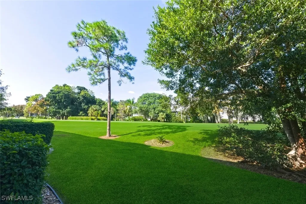 7380 Saint Ives Way Naples FL 34104