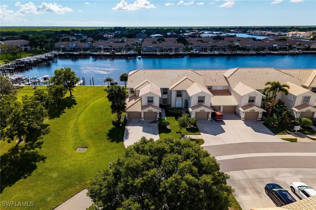 360 Stella Maris Drive N Naples FL 34114