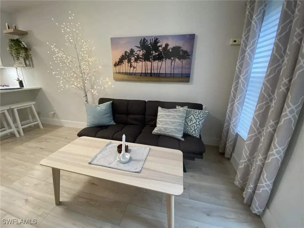 803 104th Avenue N Naples FL 34108