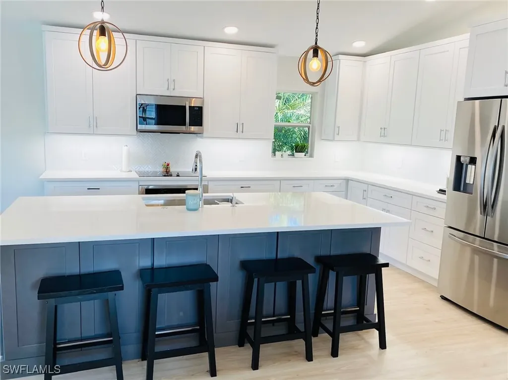 803 104th Avenue N Naples FL 34108