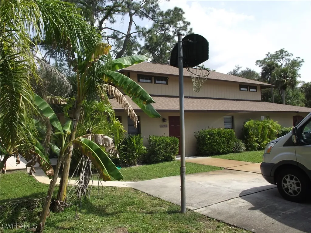 27601 Pierce Avenue Bonita Springs FL 34135