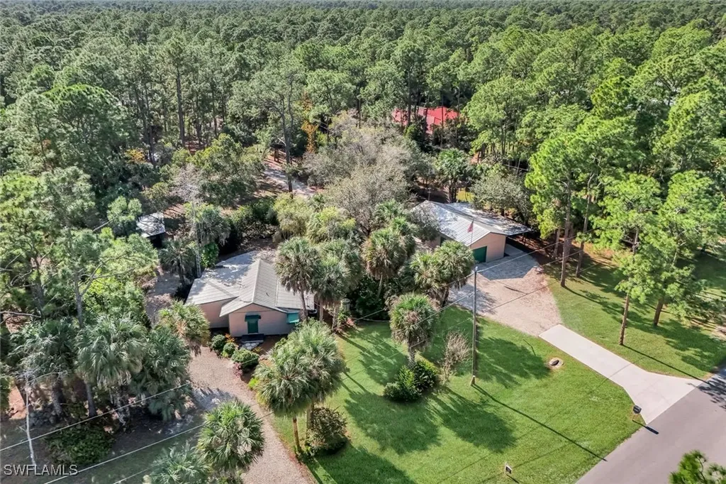 4420 7th Avenue SW Naples FL 34119