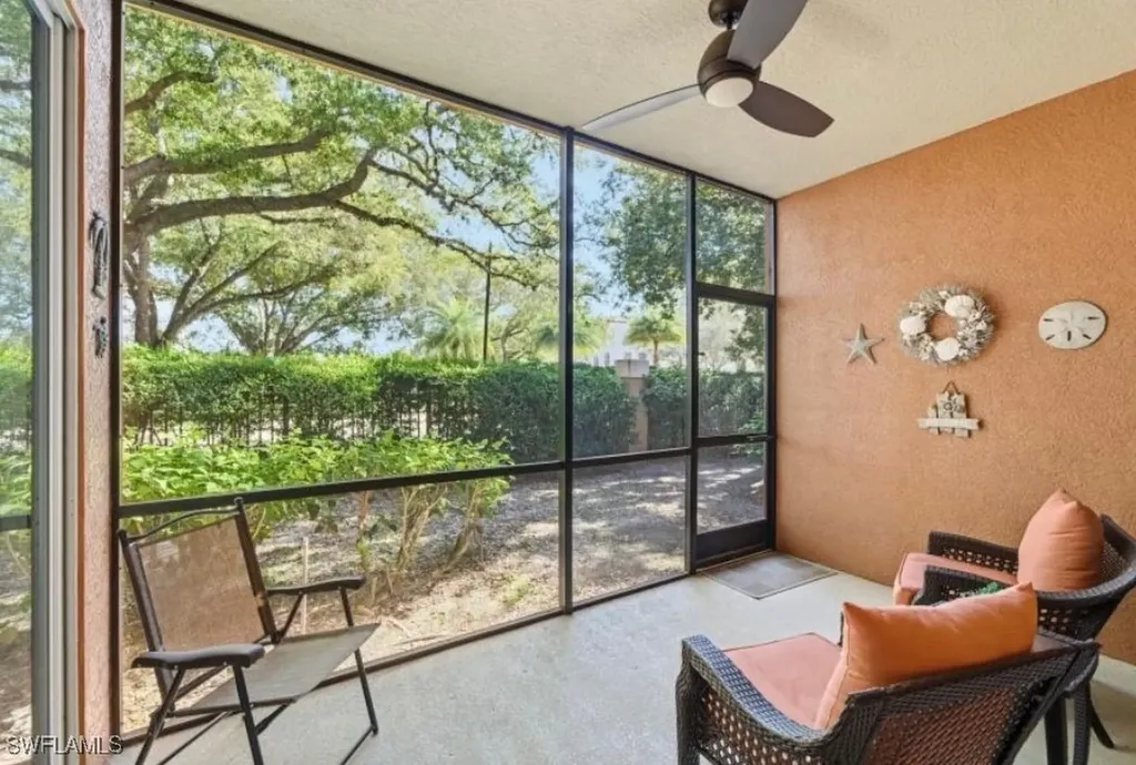 10024 Heather Lane Naples FL 34119