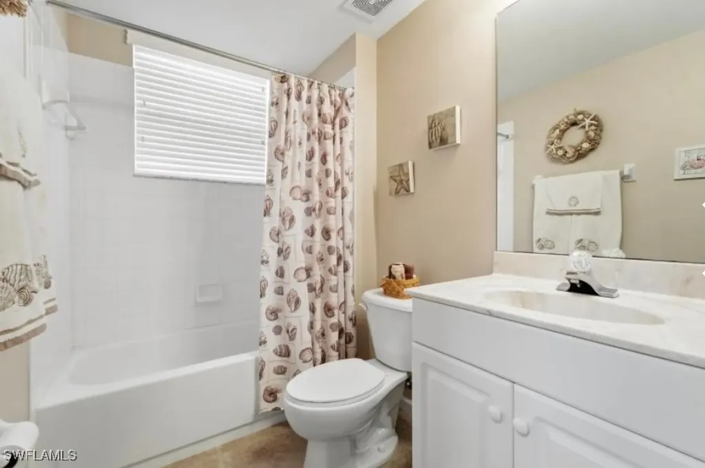 10024 Heather Lane Naples FL 34119