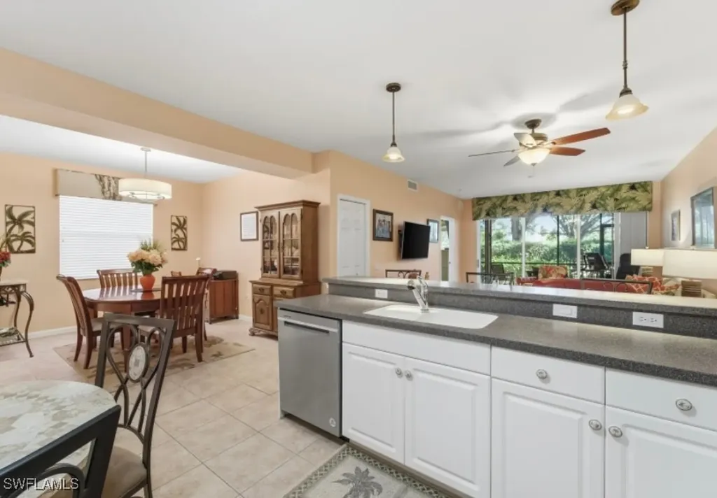 10024 Heather Lane Naples FL 34119