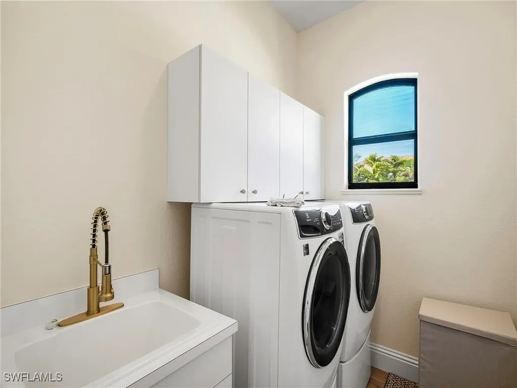 1970 Danford Street Naples FL 34112