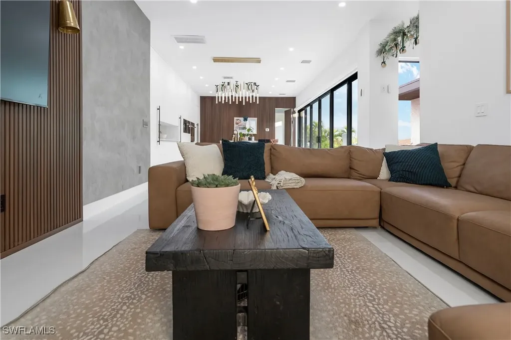 1787 Dogwood Drive Marco Island FL 34145