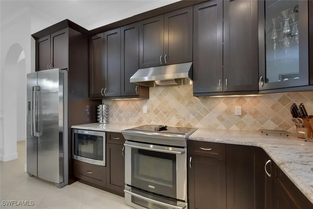 707 104th Avenue N Naples FL 34108