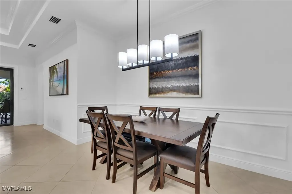 707 104th Avenue N Naples FL 34108
