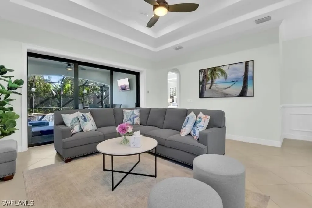 707 104th Avenue N Naples FL 34108