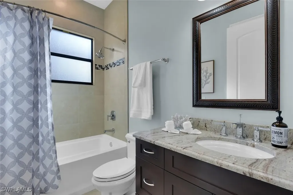 707 104th Avenue N Naples FL 34108
