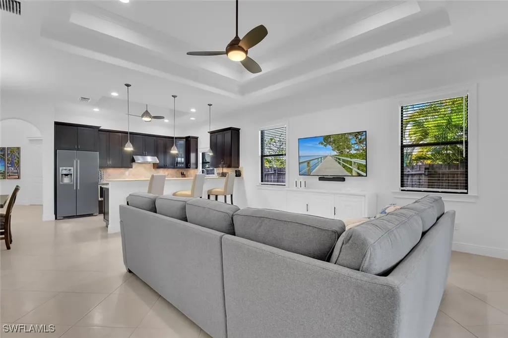 707 104th Avenue N Naples FL 34108