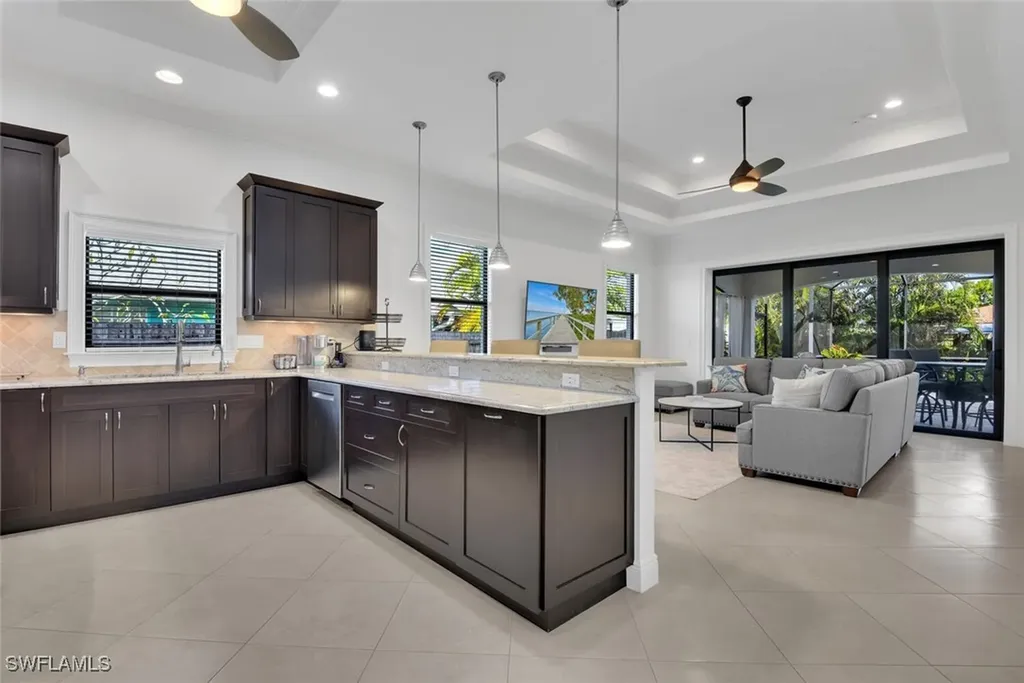 707 104th Avenue N Naples FL 34108