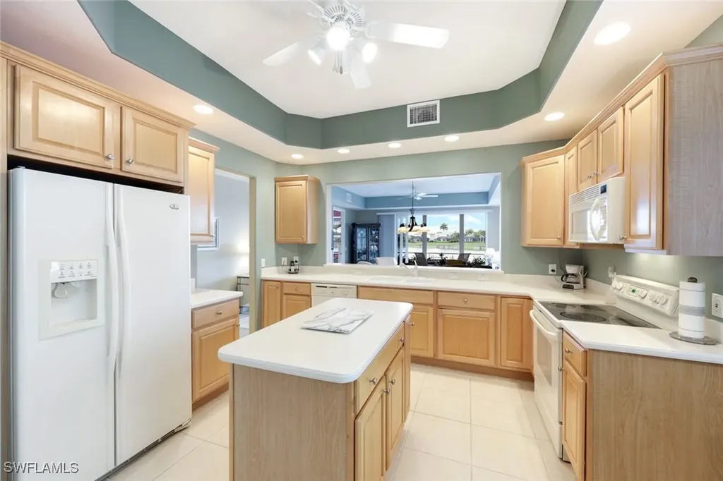 6009 Trophy Drive Naples FL 34110