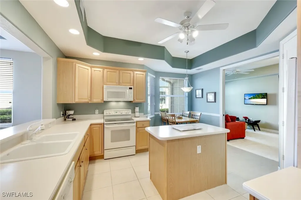 6009 Trophy Drive Naples FL 34110