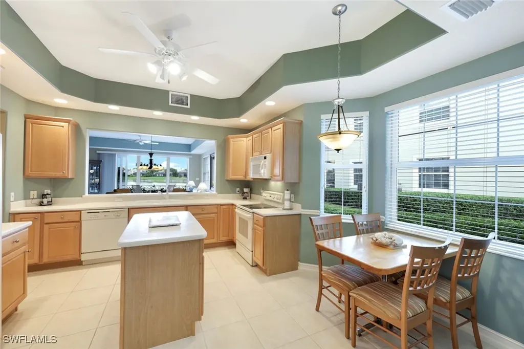6009 Trophy Drive Naples FL 34110
