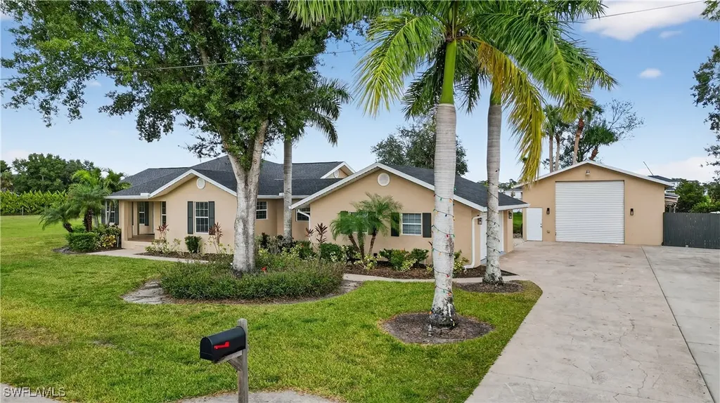 17060 Cypress Creek Drive North Fort Myers FL 33917