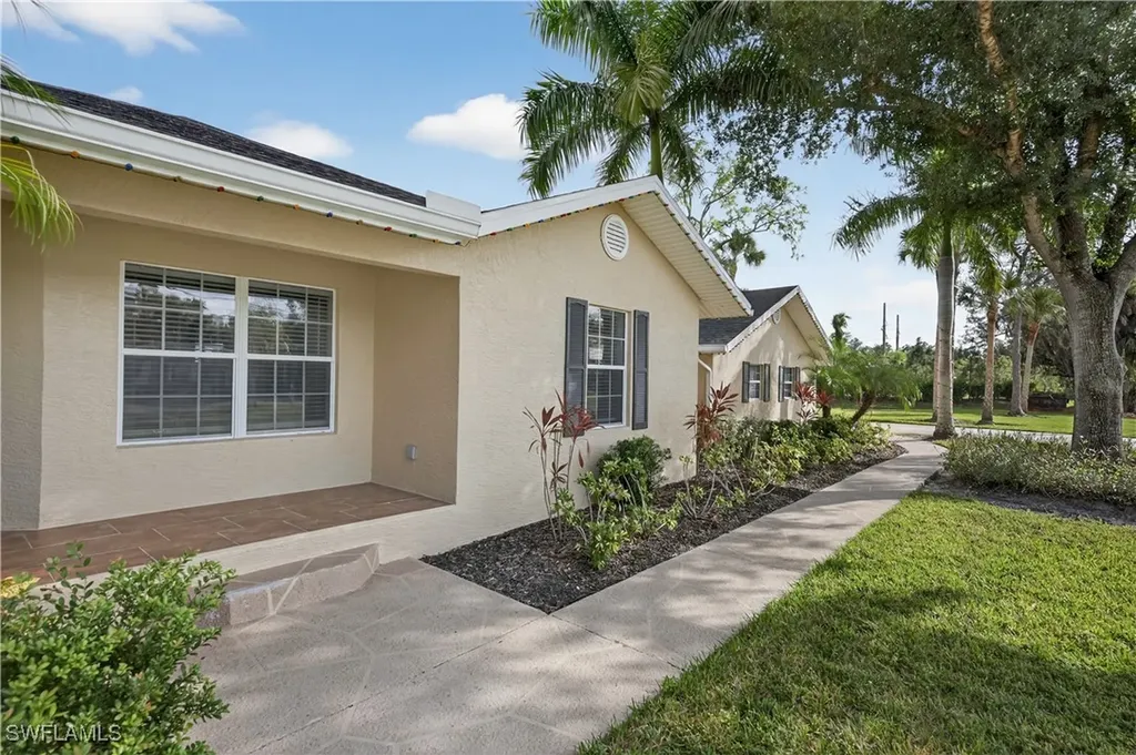 17060 Cypress Creek Drive North Fort Myers FL 33917