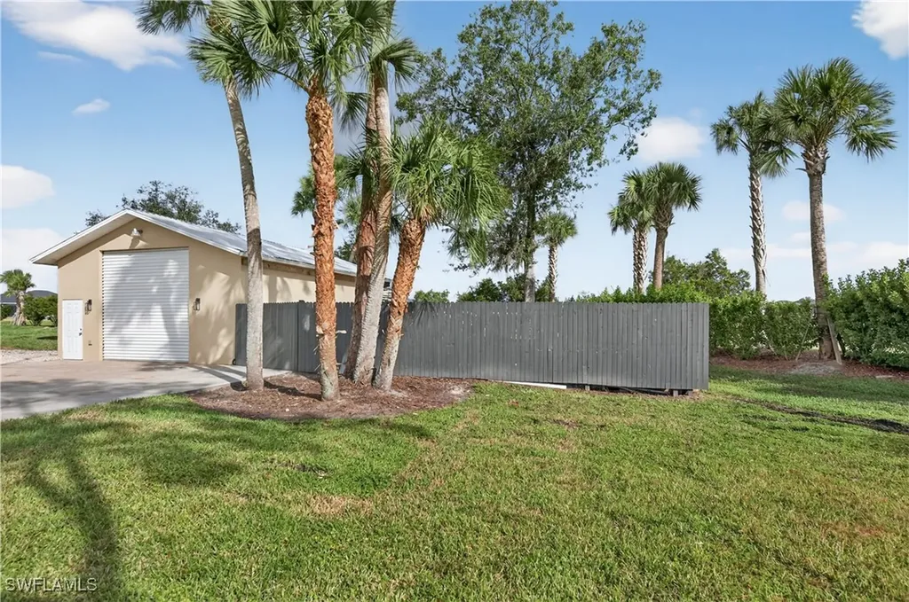 17060 Cypress Creek Drive North Fort Myers FL 33917