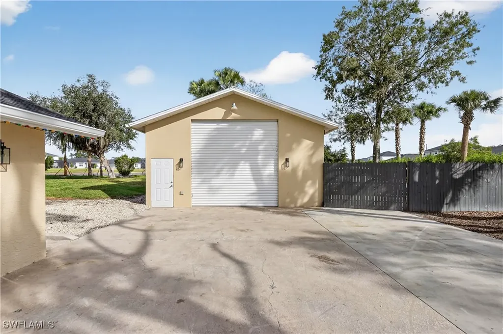 17060 Cypress Creek Drive North Fort Myers FL 33917