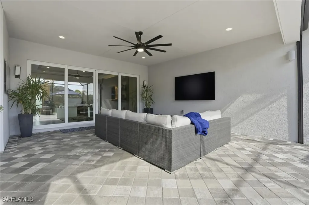 11648 Periwinkle Drive Naples FL 34120