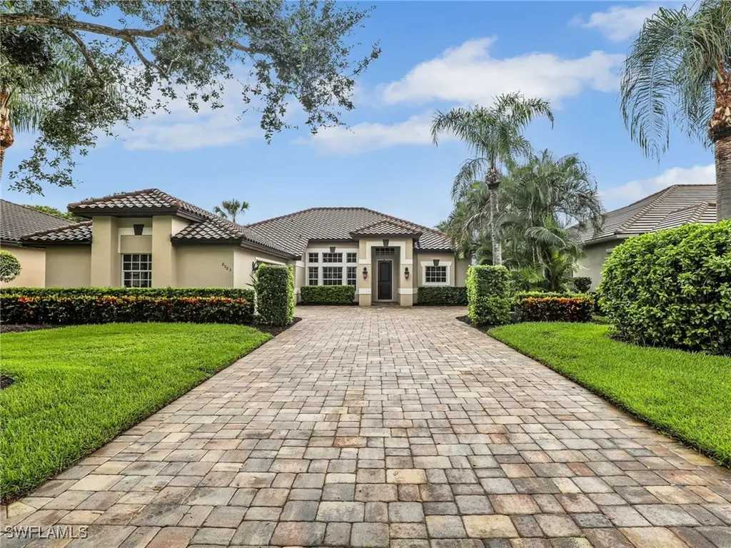 8983 Mustang Island Circle Naples FL 34113