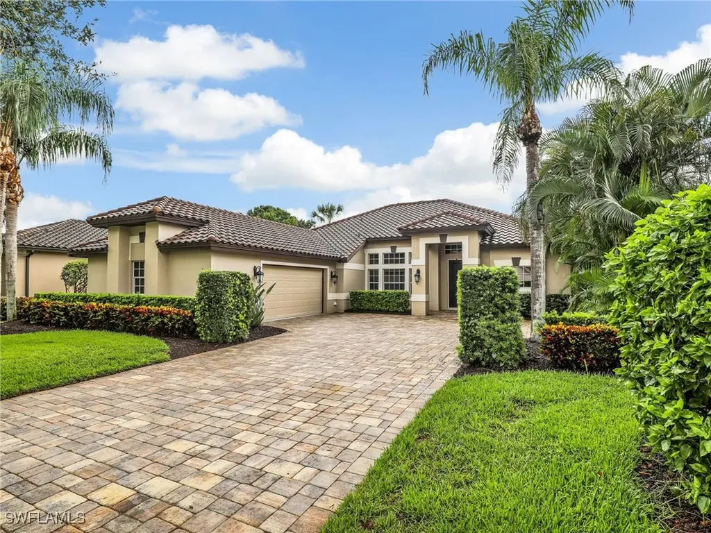 8983 Mustang Island Circle Naples FL 34113
