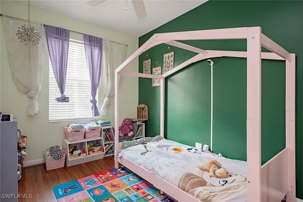 5697 Cove Circle Naples FL 34119