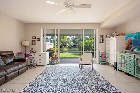 5697 Cove Circle Naples FL 34119