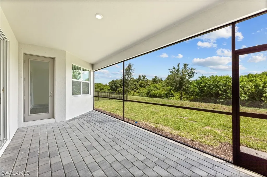 1555 Double Eagle Trail Naples FL 34120