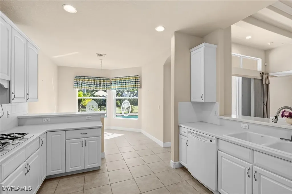 8831 Largo Mar Drive Estero FL 33967