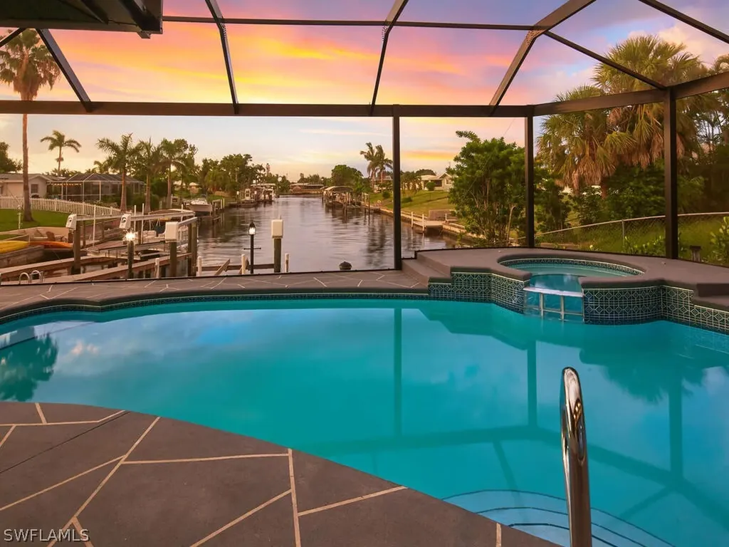 1627 SE 29th Terrace Cape Coral FL 33904