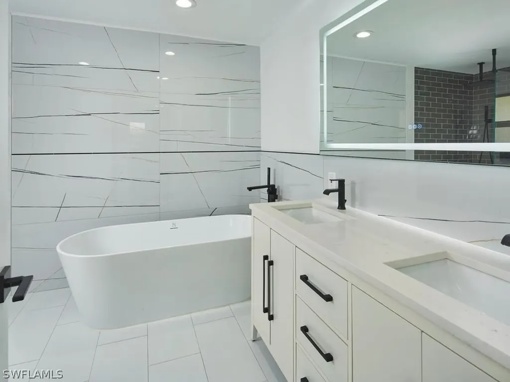 1627 SE 29th Terrace Cape Coral FL 33904