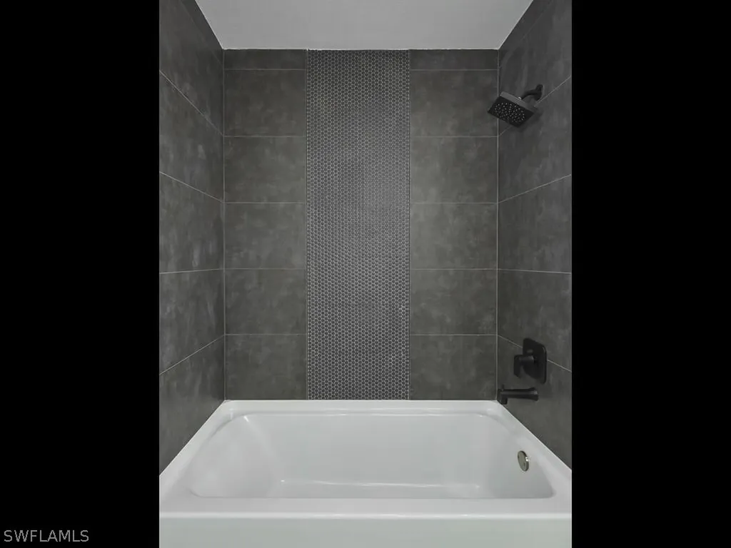 1627 SE 29th Terrace Cape Coral FL 33904