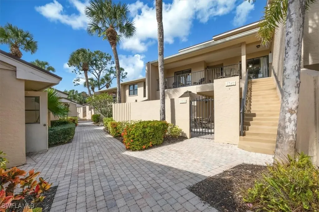5341 Fox Hollow Drive Naples FL 34104