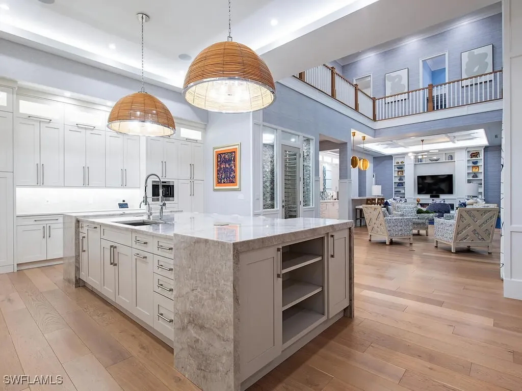 188 West Street Naples FL 34108