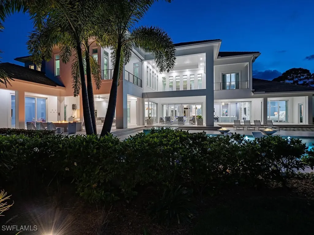 188 West Street Naples FL 34108