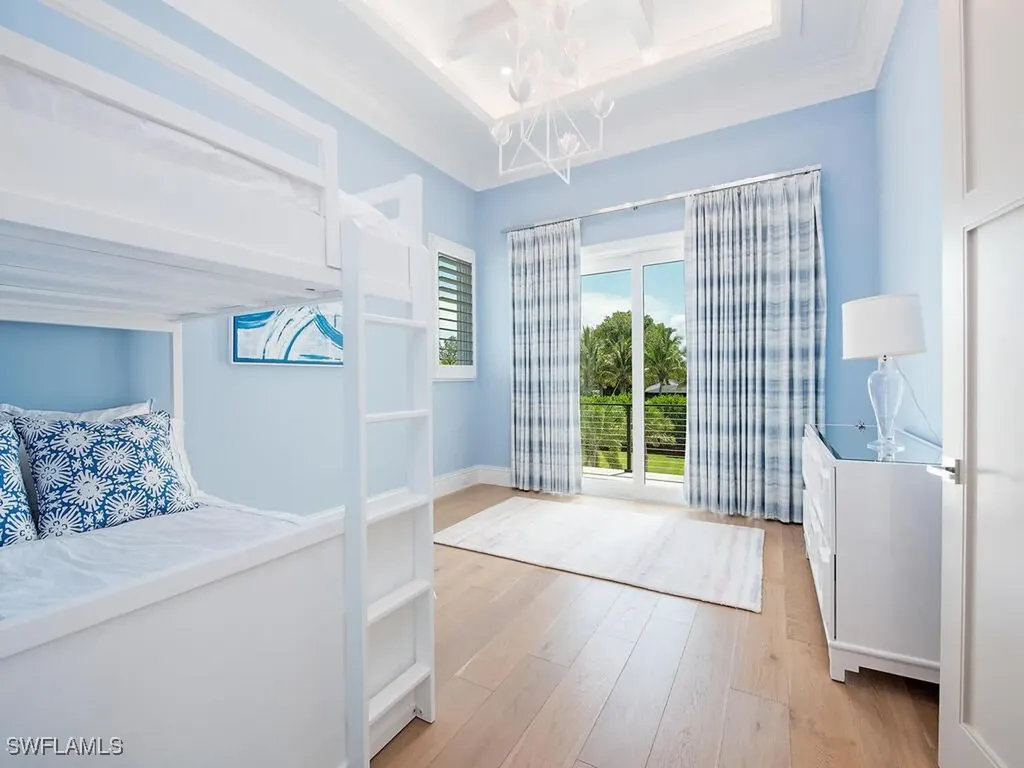 188 West Street Naples FL 34108