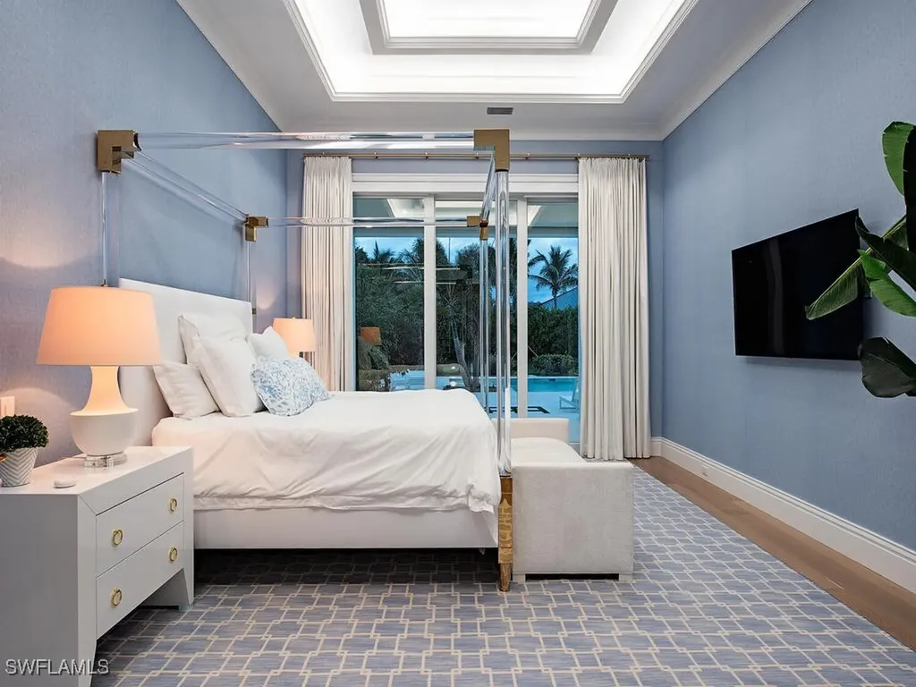 188 West Street Naples FL 34108