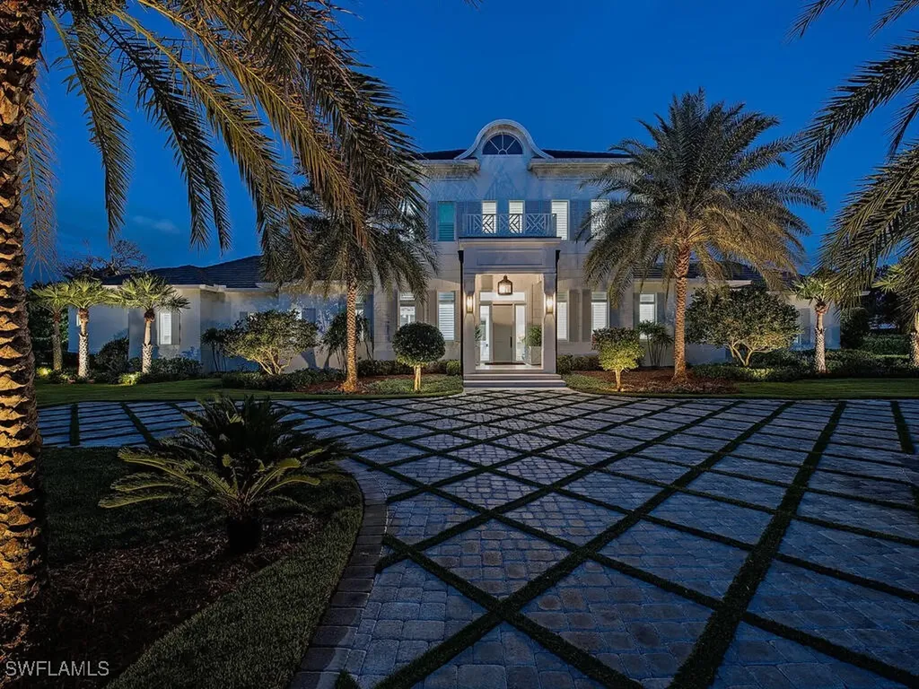 188 West Street Naples FL 34108