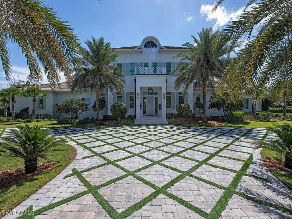 188 West Street Naples FL 34108