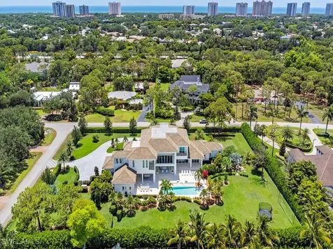 188 West Street Naples FL 34108
