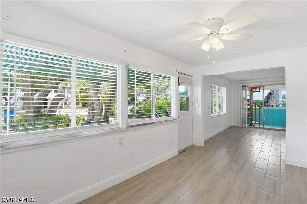 5474 Oak Ridge Avenue Fort Myers Beach FL 33931