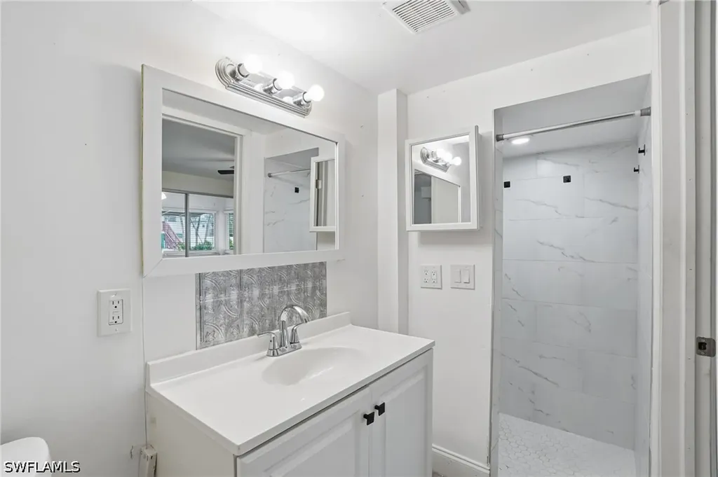 5474 Oak Ridge Avenue Fort Myers Beach FL 33931