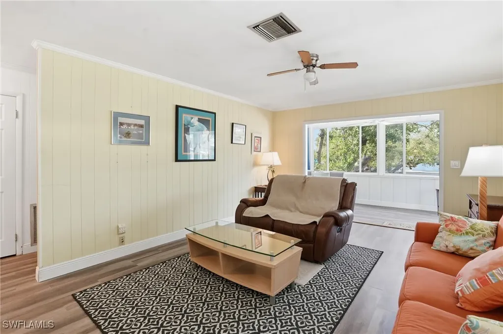 5474 Oak Ridge Avenue Fort Myers Beach FL 33931