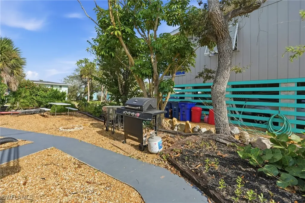 5474 Oak Ridge Avenue Fort Myers Beach FL 33931