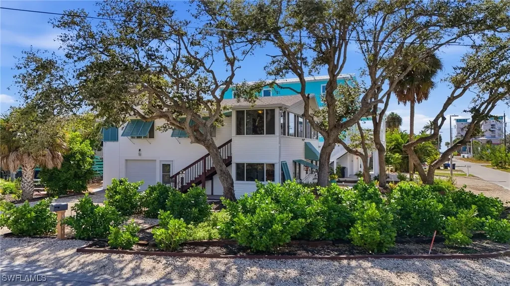 5474 Oak Ridge Avenue Fort Myers Beach FL 33931