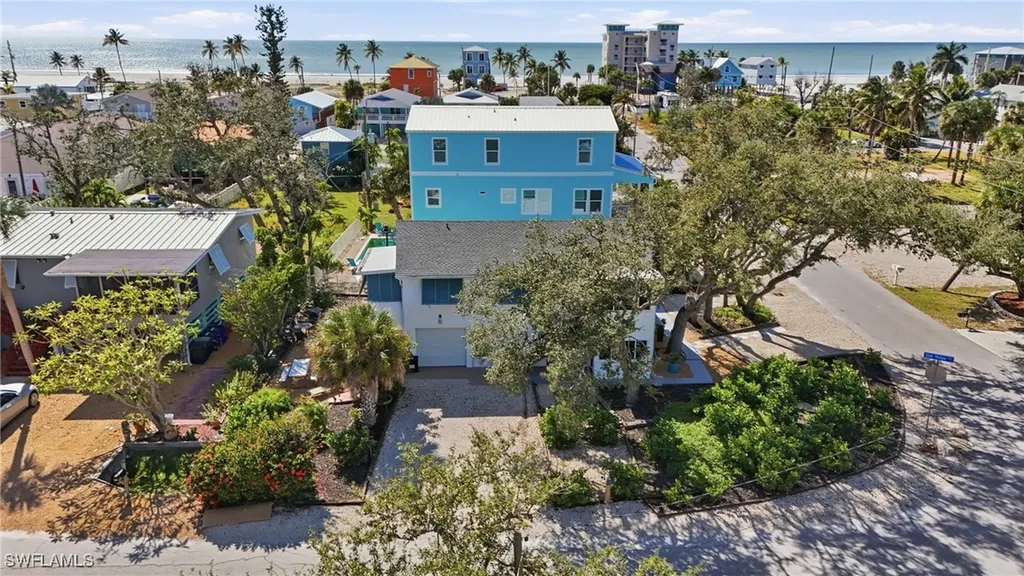 5474 Oak Ridge Avenue Fort Myers Beach FL 33931