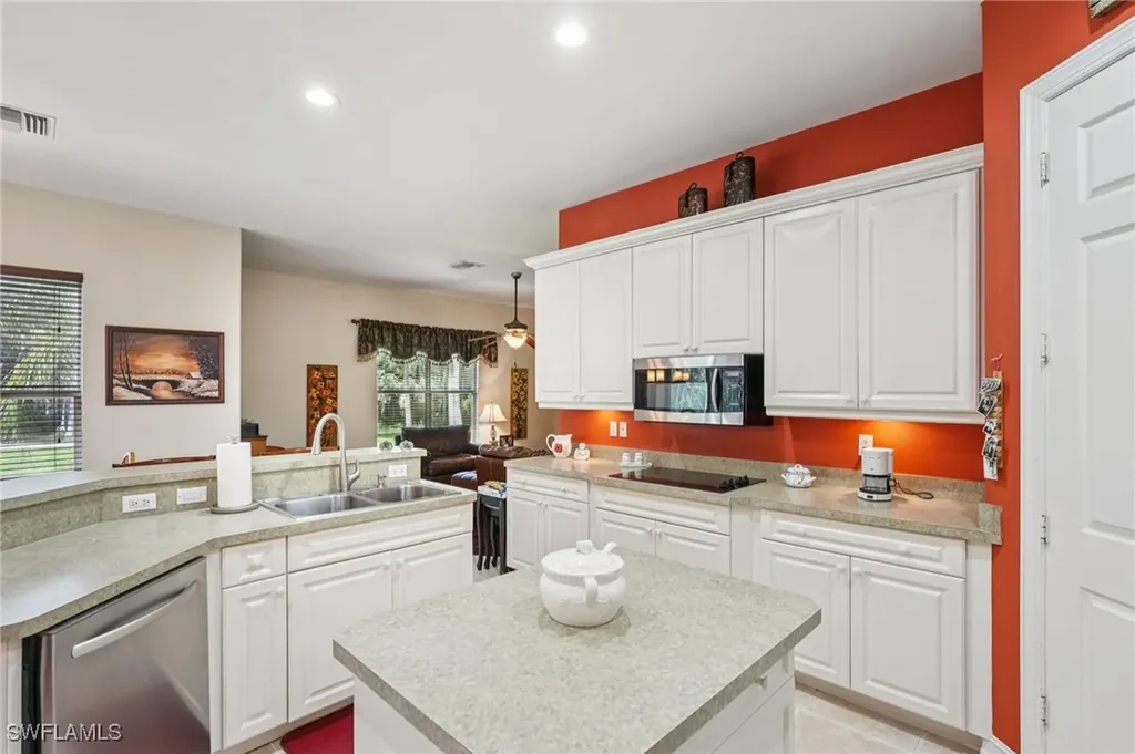 2621 Golden Gate Boulevard W Naples FL 34120